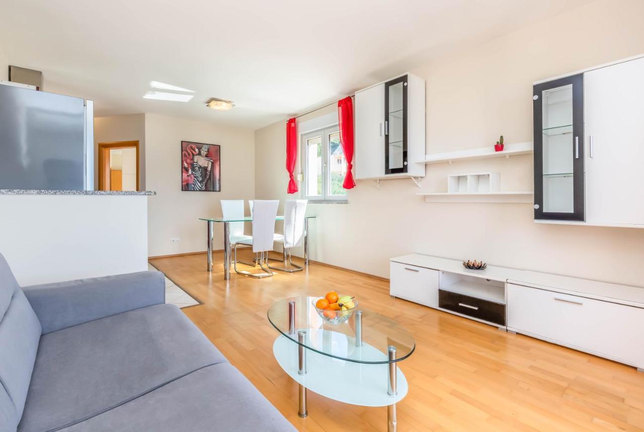 Blue Chill Apartments Duce Ngoại thất bức ảnh